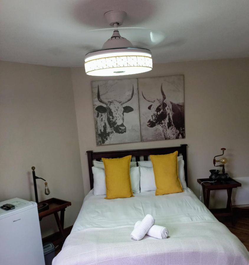 Woodleigh Guest Lodge East London Ngoại thất bức ảnh